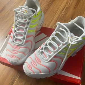 Women’s Air Max Plus